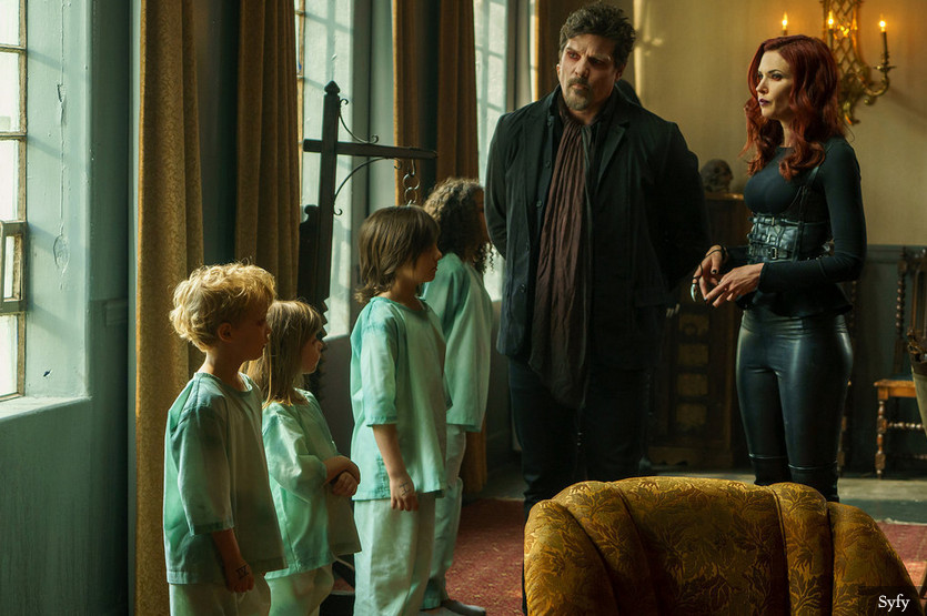 10 лучших сериалов про вампиров