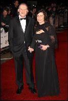 vampiretv.ru_devid_bredli_021 (396x594, 61 kБ...)